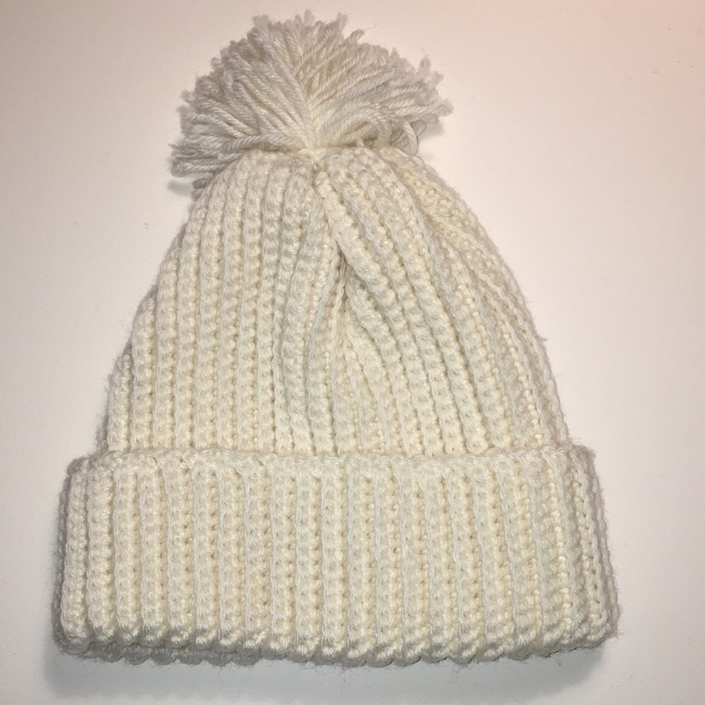 White Pom Pom Hat NWOT